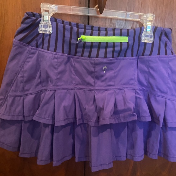Lululemon Ivivva Tennis Skirt, size 14, EUC - Picture 2 of 3